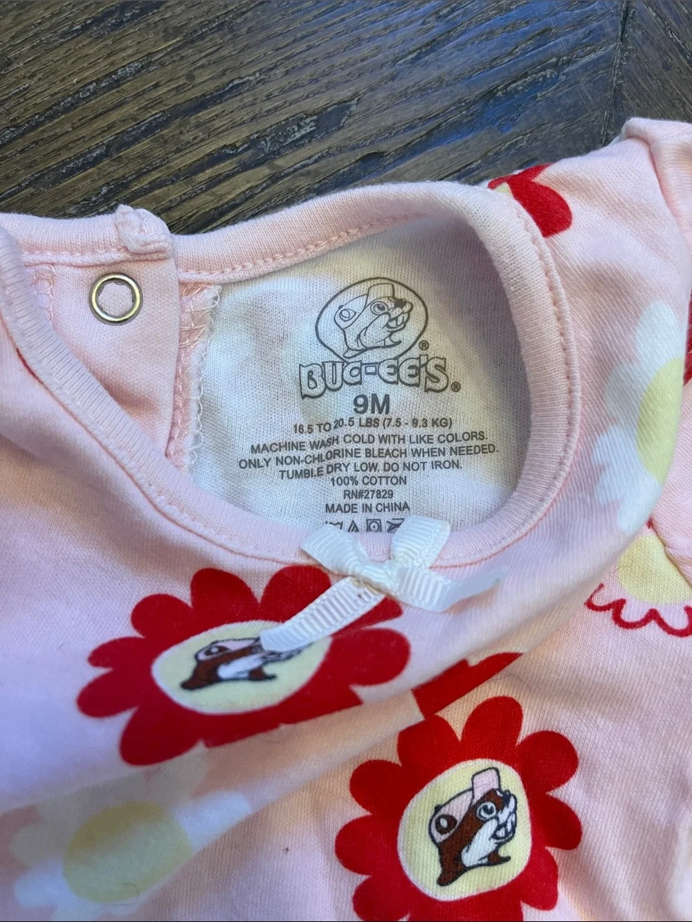 Buc-ee’s Pink Floral Heart Baby One-Piece Bodysuit
